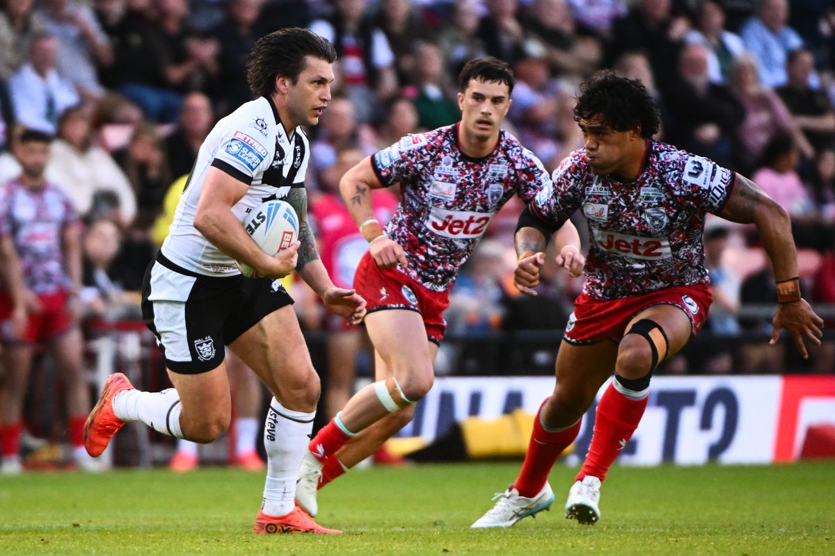 Tom Briscoe on his 200th Hull FC appearance.