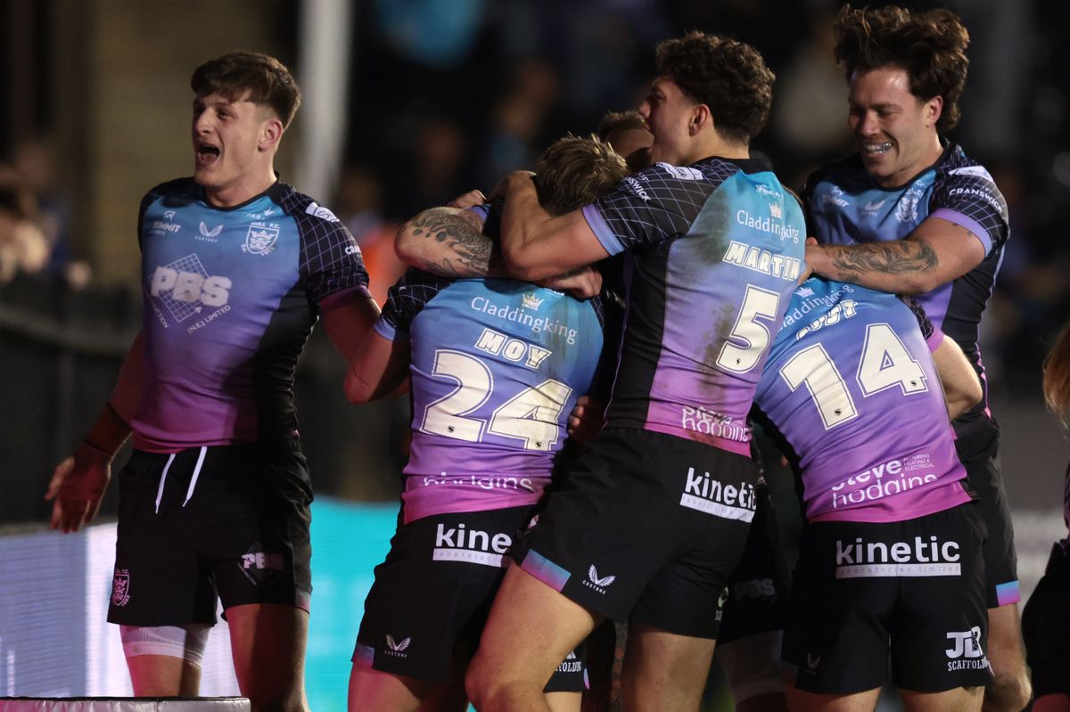 Hull FC celebrate a try at Castleford.