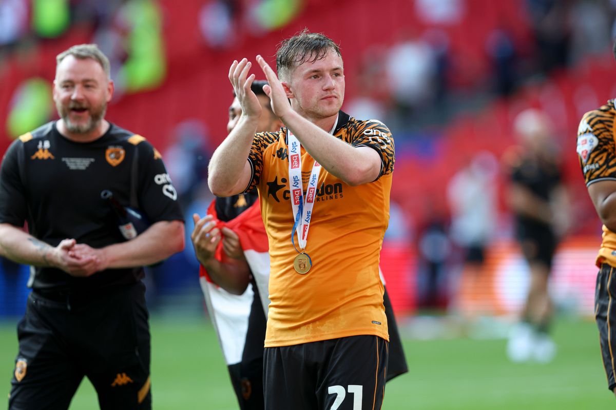Joe Gelhardt celebrates the win at Wembley