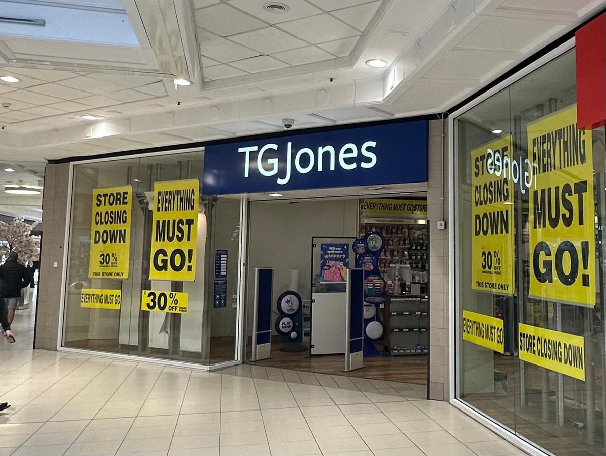 'Store closing down' signs are up in the windows