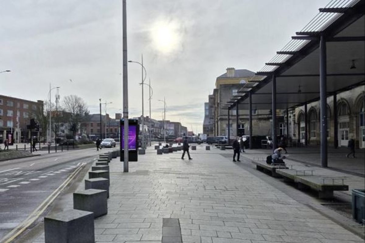 An image submitted to Hull City Council of how the BT street hub unit would have looked outside the railway station