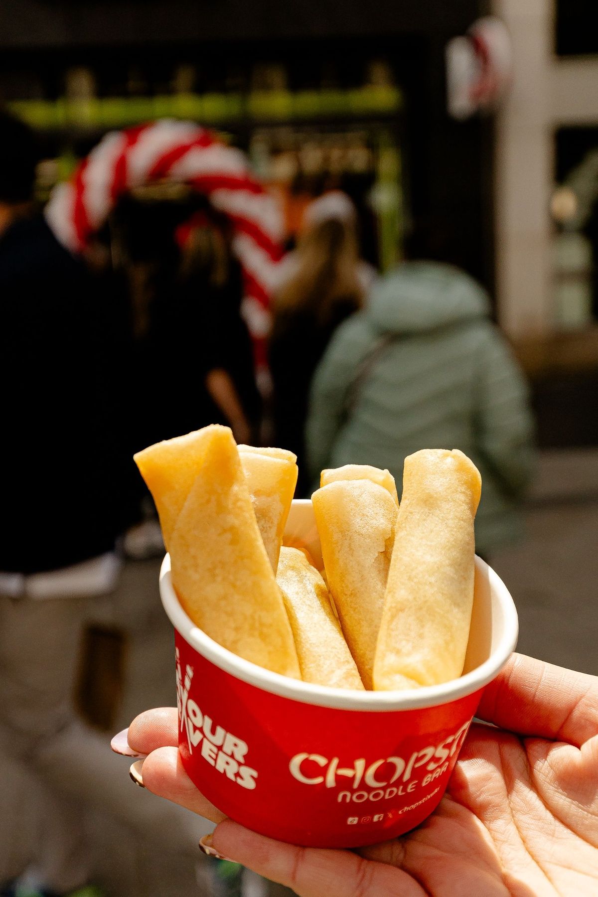 To mark the new opening in Hull, 1,000 portions of spring rolls are being given away by Chopstix