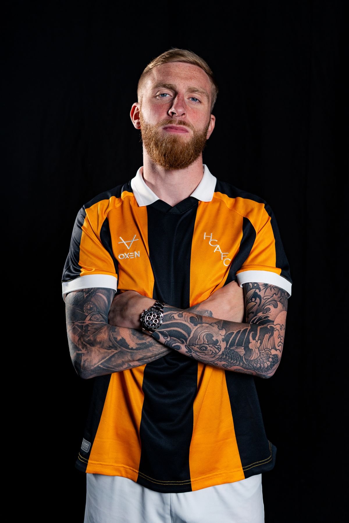Oliver McBurnie in Hull City's new home shirt 