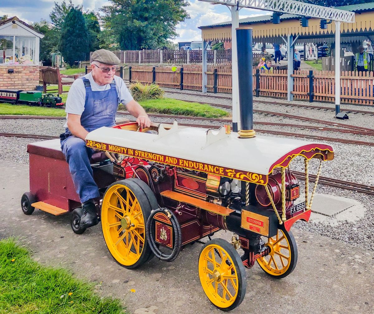 LIME miniature traction engine