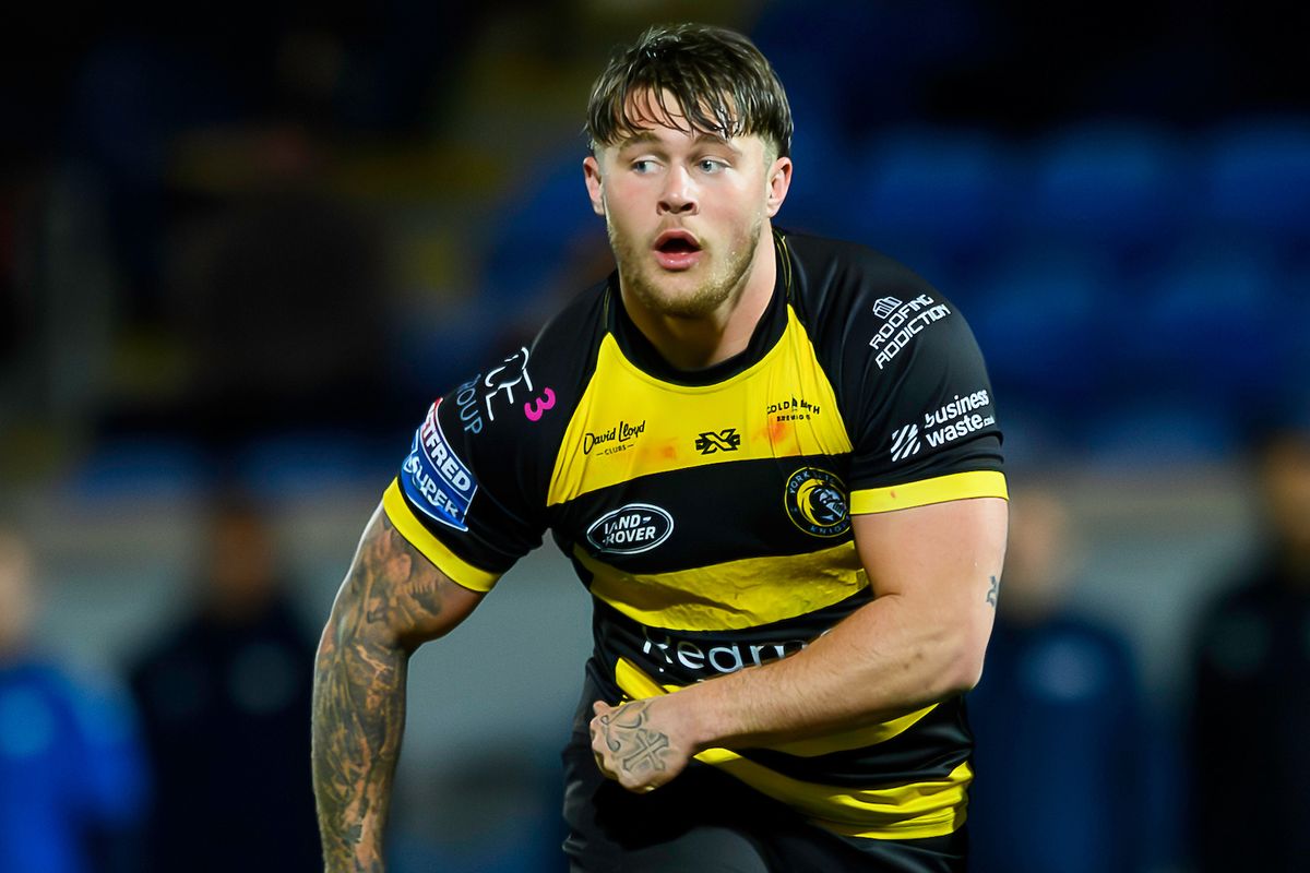 Denive Balmforth is on a season long loan at York Knights. 