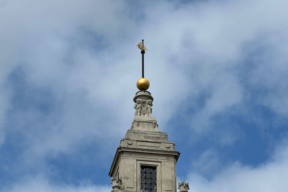 The Guildhall Time Ball in Hull when previously in place; it will be reinstalled on August 1