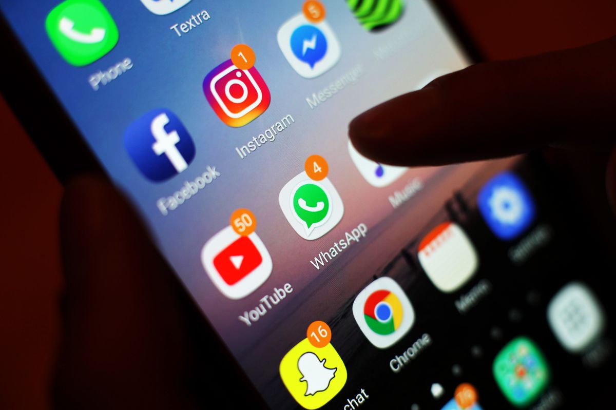Snapchat and other online apps
