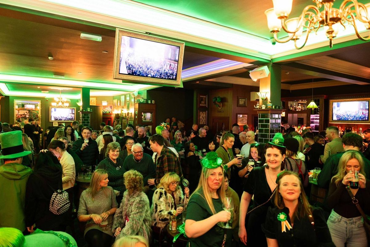 The Molly Mangan's crowd on St Patrick's Day