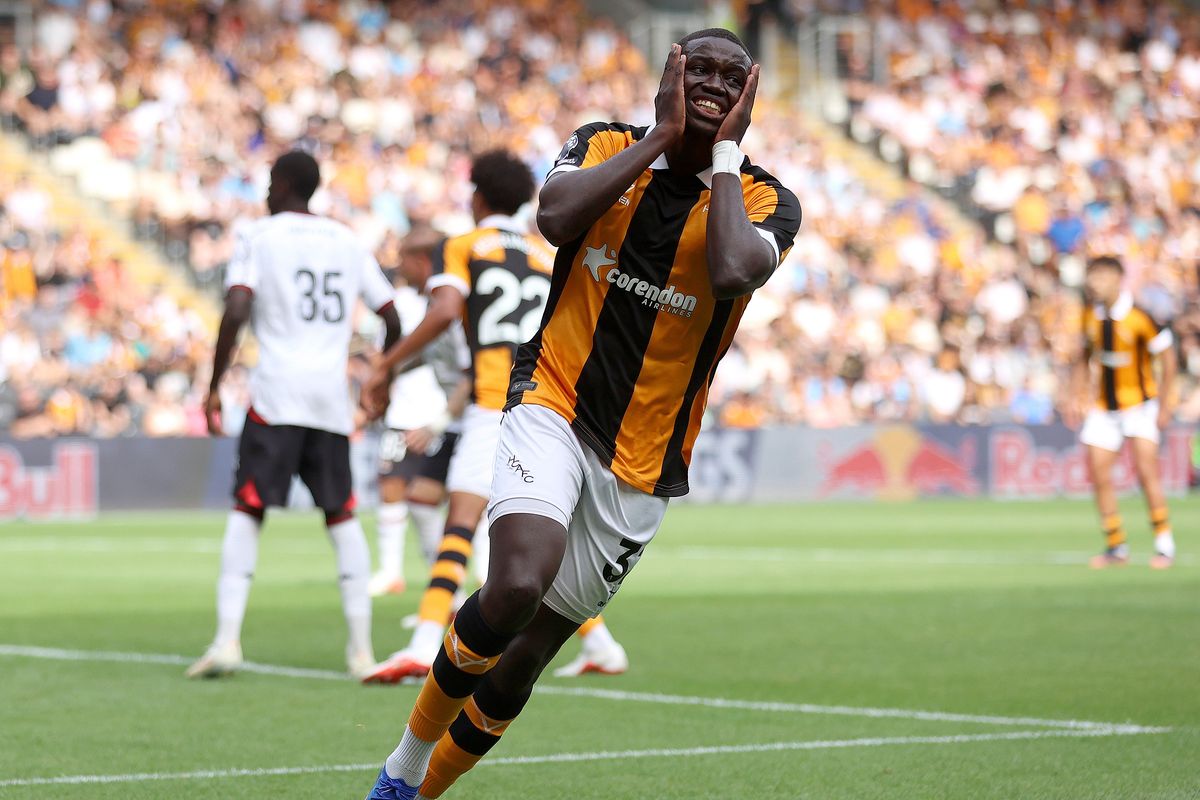 Nobel Mendy went close with a header in the second half