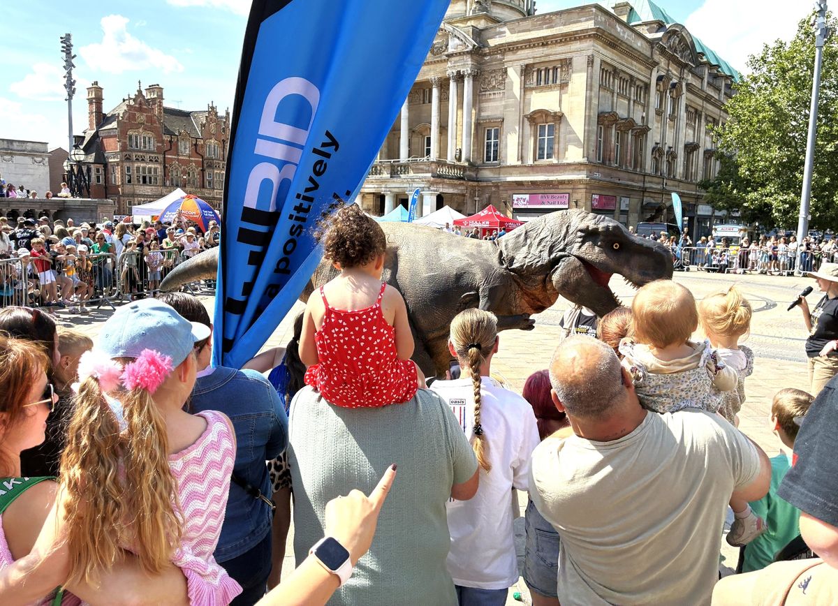 Crowds enjoy Dino Day in Hull
