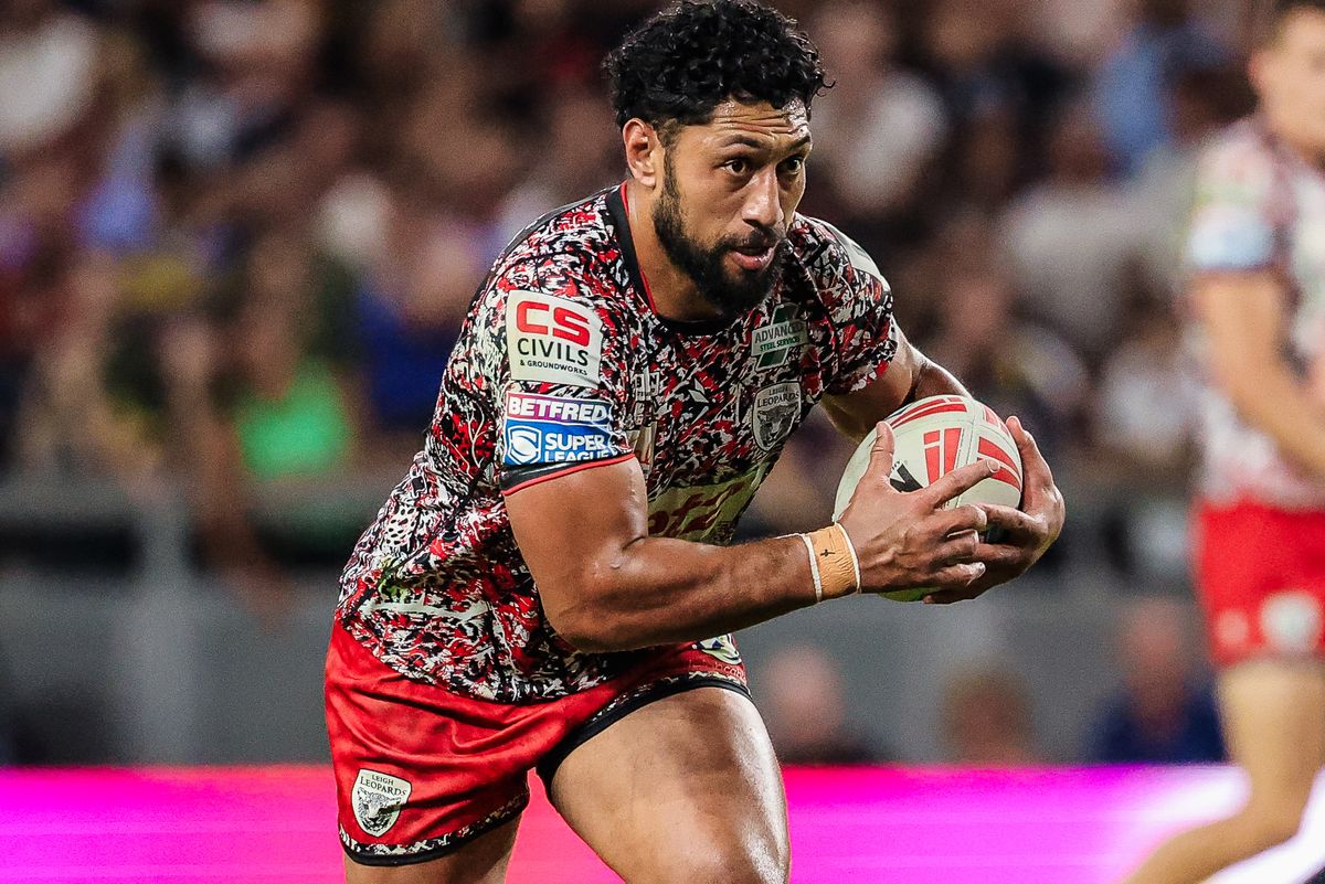Hull FC have signed Leigh Leopards forward Isaac Liu.
