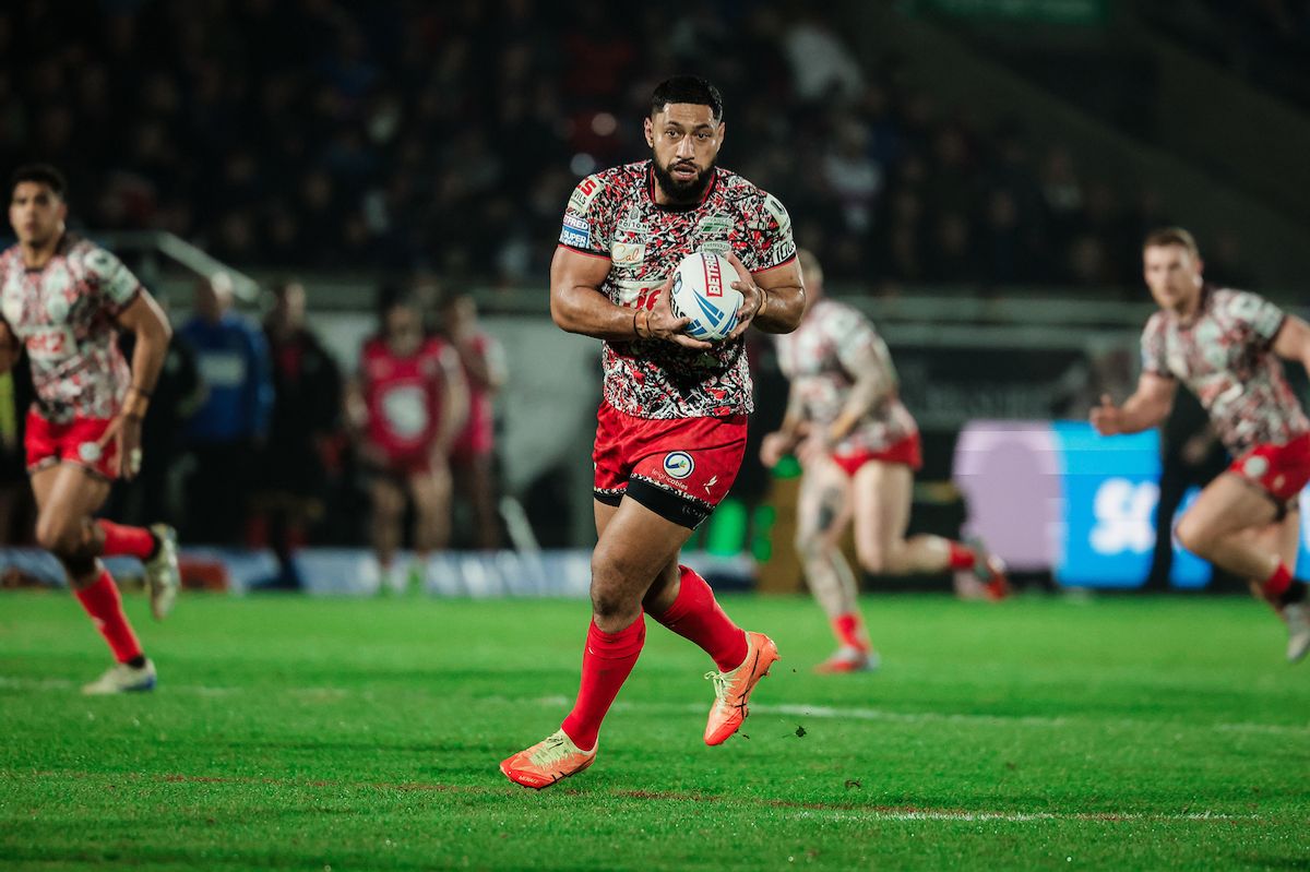 Isaac Liu in action for Leigh Leopards