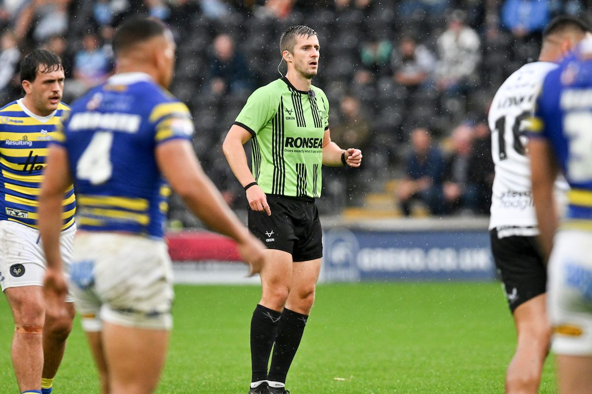 Chris Kendall sin-binned two Hull FC players on Saturday