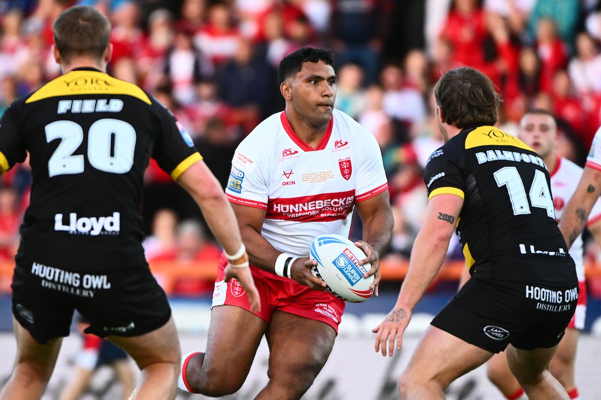 Tevita Pangai Jr in action for Hull KR